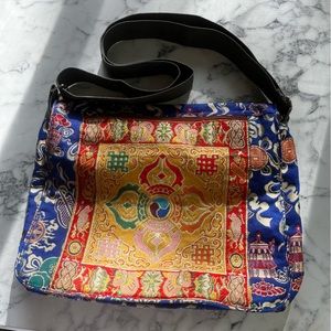 Tibet Nepal Buddha Handmade embroidered Cross Vajra saddle bag side purse travel